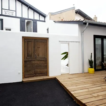 Apartment Charming Bohemian Little House With Terrace 5 Min From The - Welkeys *